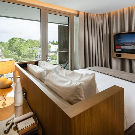 Horizon Massane 4* 벨라그