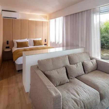 Horizon Massane Hotel